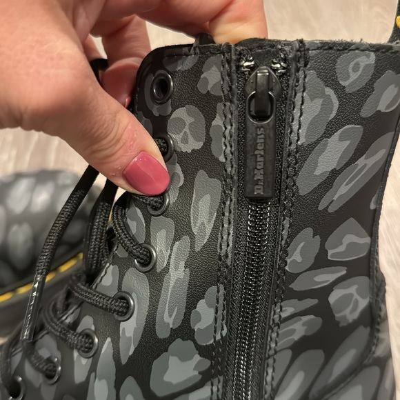 JADON BOOT LEOPARD PRINT PLATFORMS SIZE 6 - Picture 2 of 15